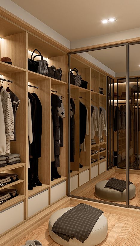 Umkleideraum mit angefertigten Holzregalen